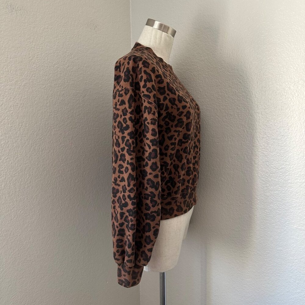 Abercrombie & Fitch Leopard Print Crewneck Sweatshirt Brown & Black Casual Sz XS - Picture 3 of 13